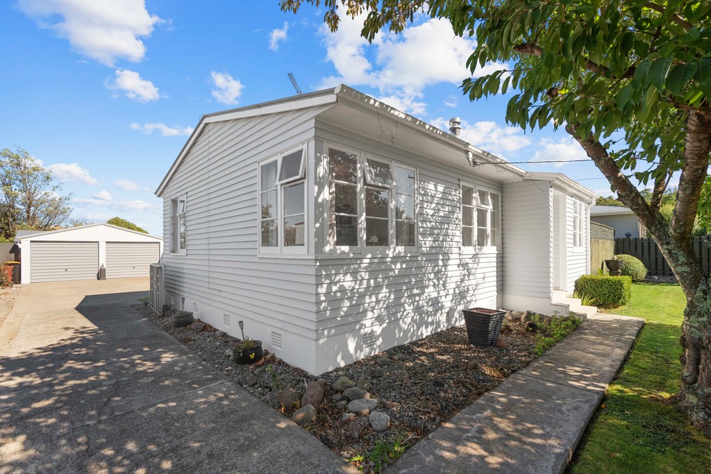 1930's Classic with Modern Comforts - BEO $570,000