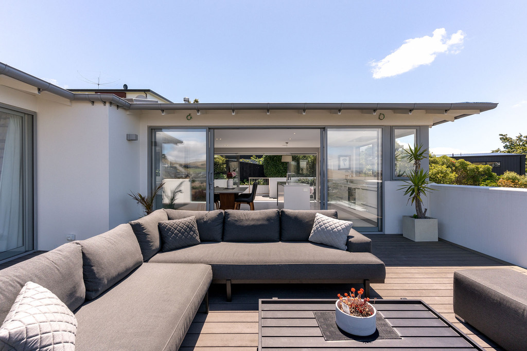 Coastal Comfort on Clifton 