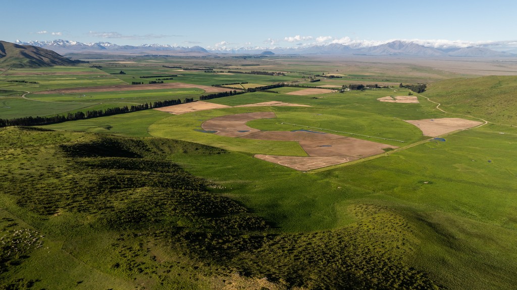Mackenzie Basin Splendour