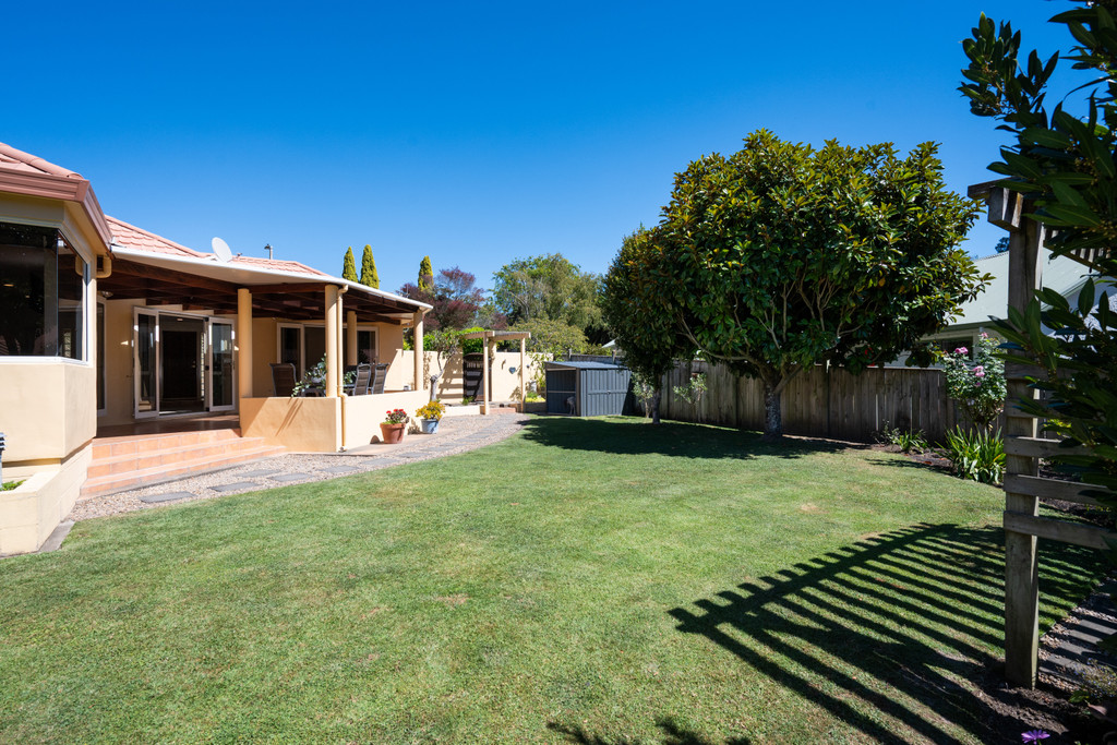 Seriously for Sale - Private Sunny Sanctuary