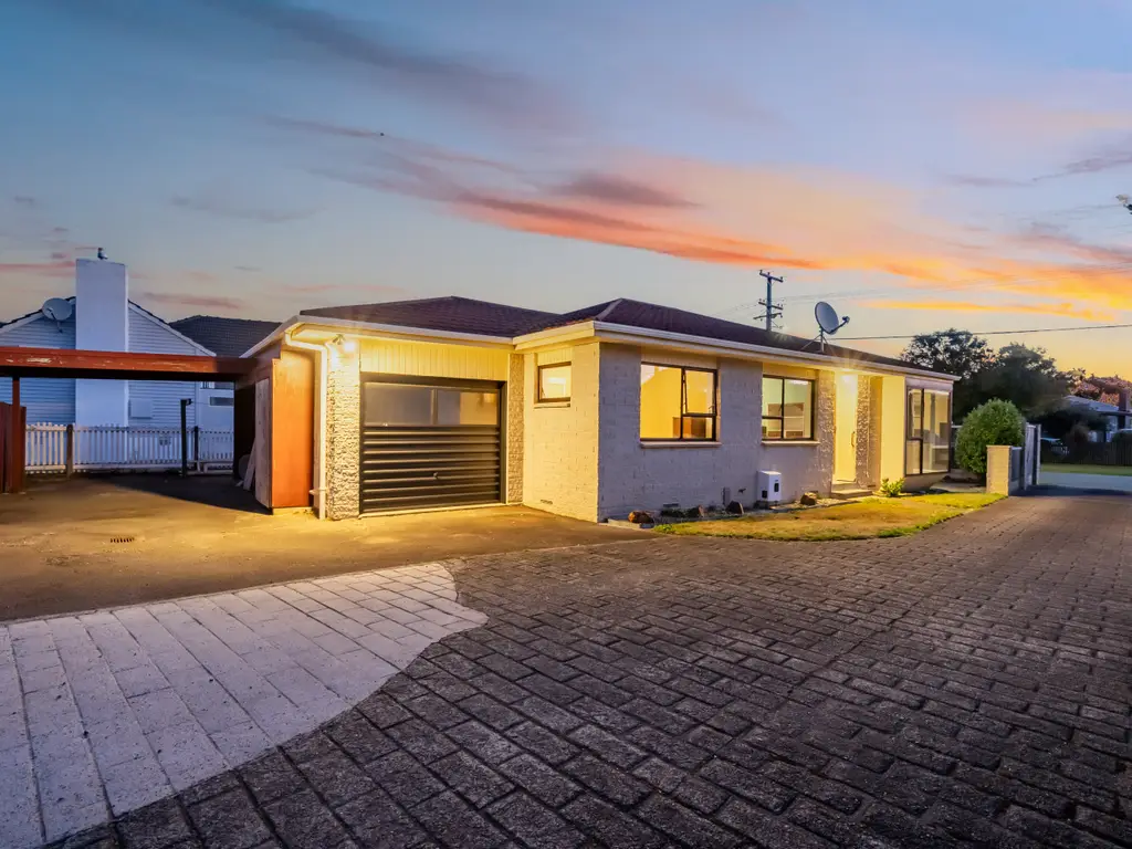 01 - Fraser Crescent (1-63) - Twilight
