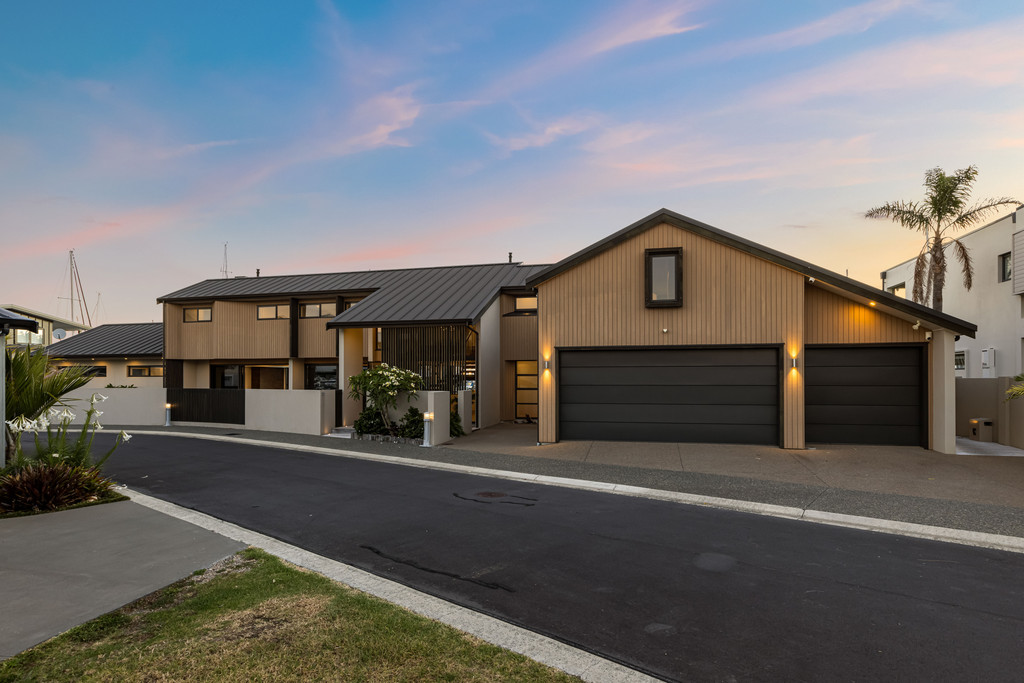 Waterfront Living with Unparalleled Craftmanship