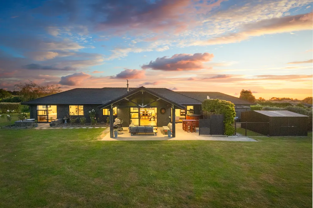 Charming Hiwinui Lifestyle Retreat
