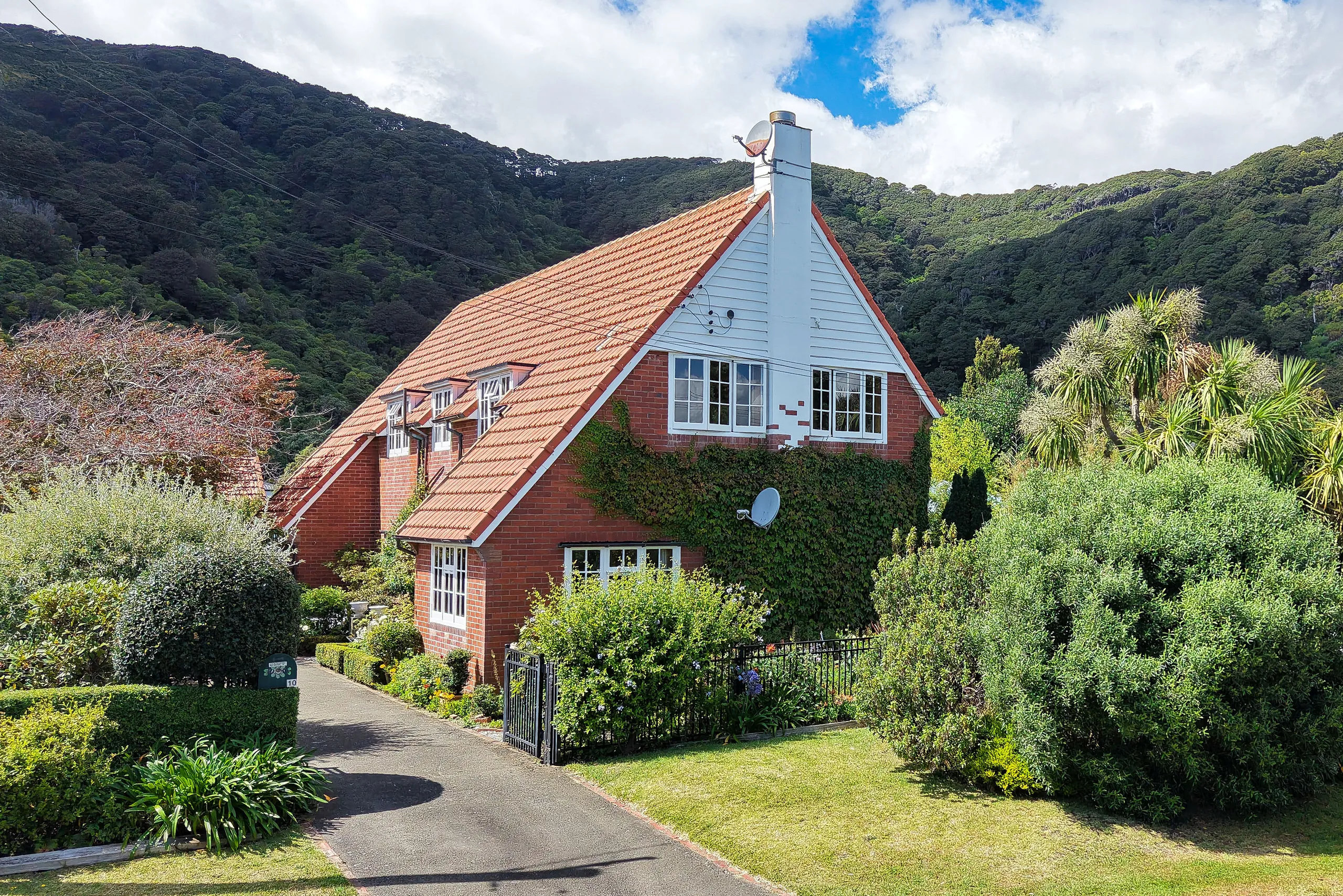 10 Maire Street, Eastbourne, Lower Hutt City