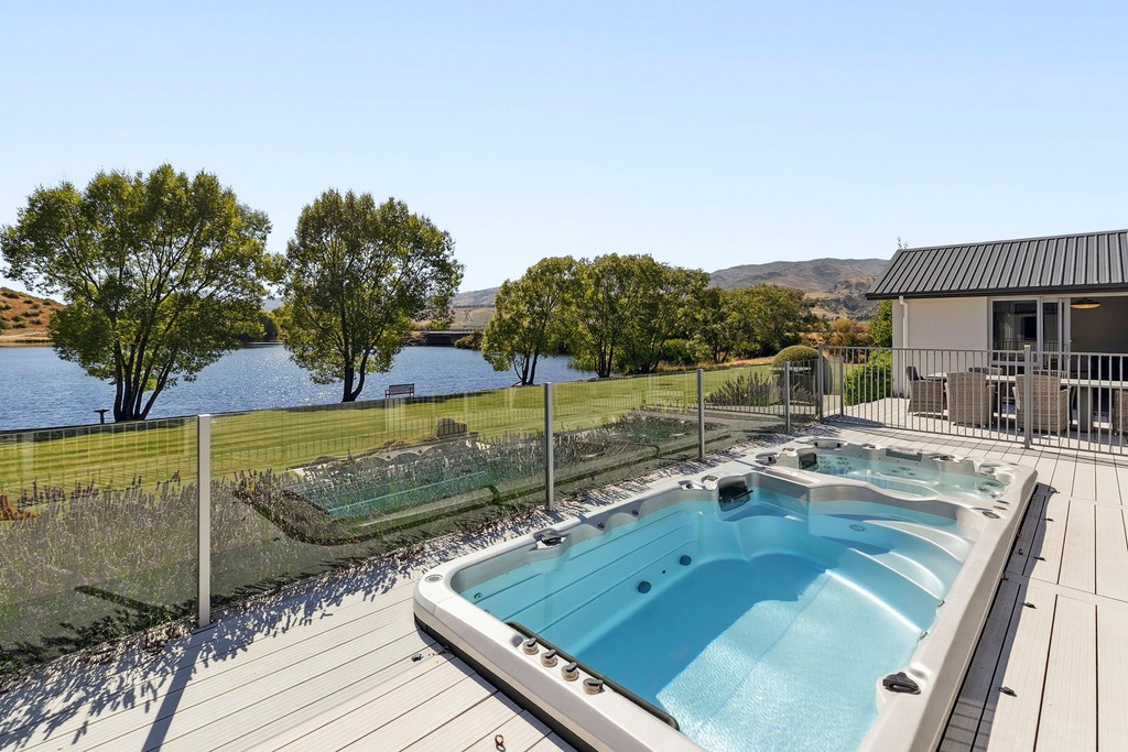 Exceptional Lifestyle and Business Opportunity