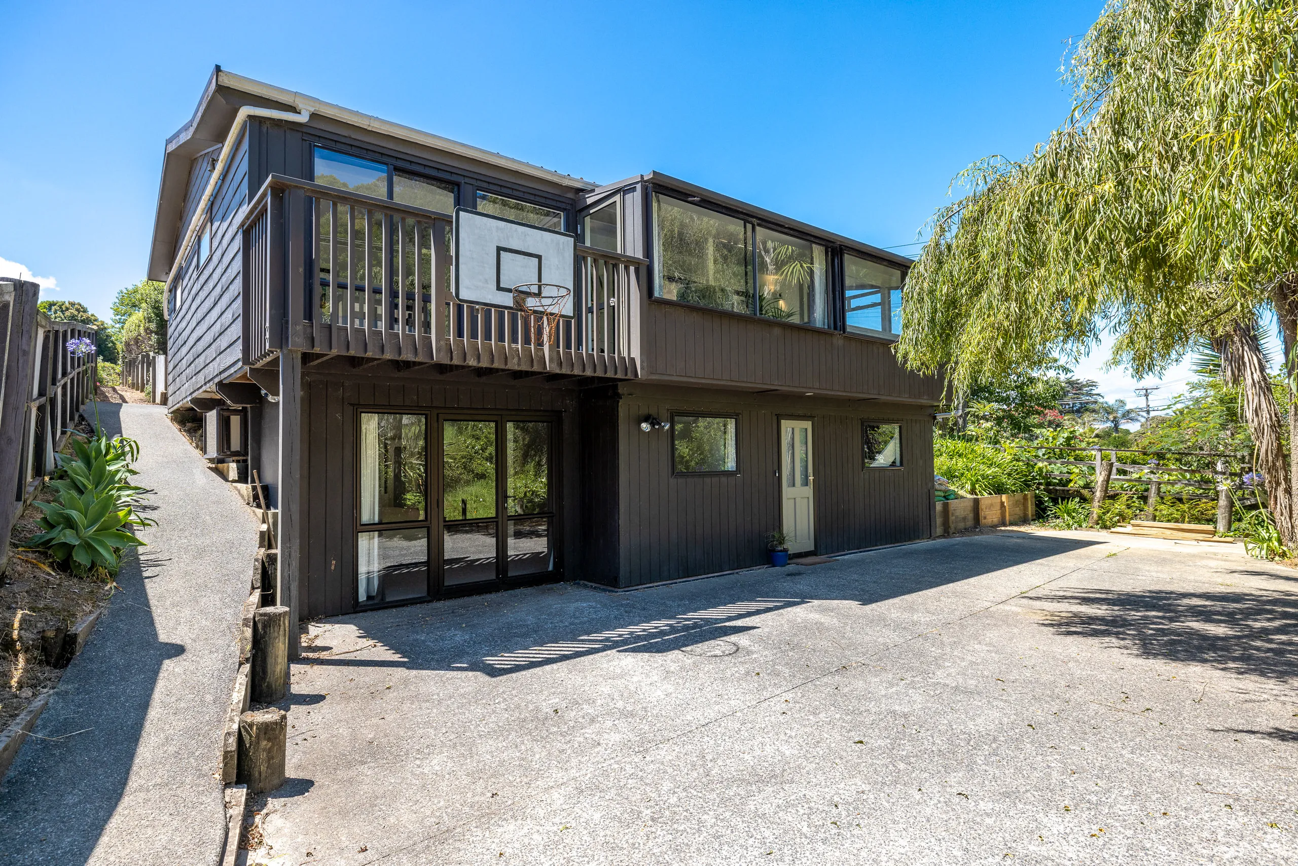 35 Lannan Road, Surfdale, Waiheke Island