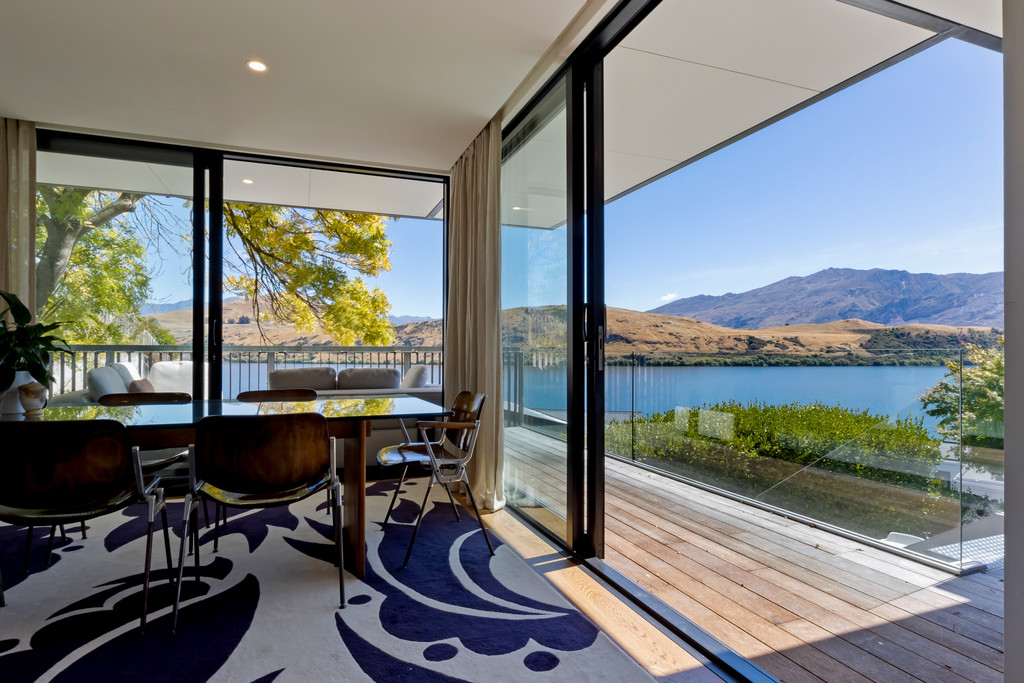 Lake Hayes Views Await