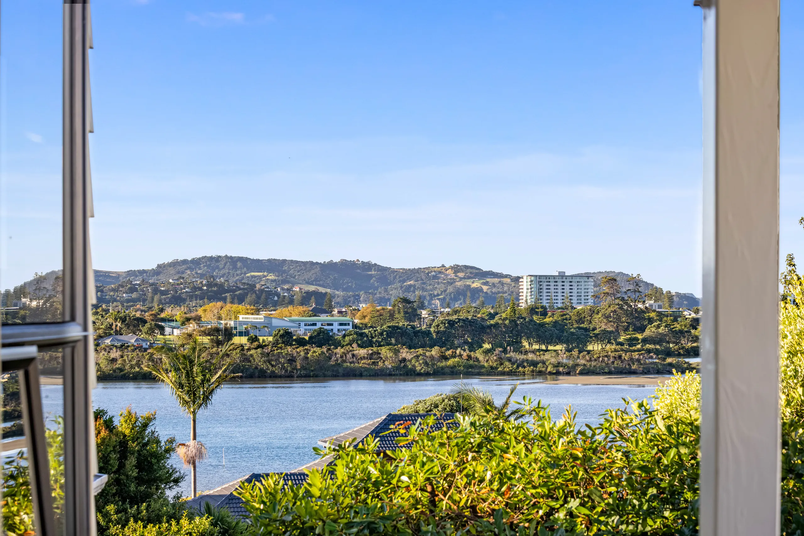 28 Maori Hut Road, Red Beach, Rodney