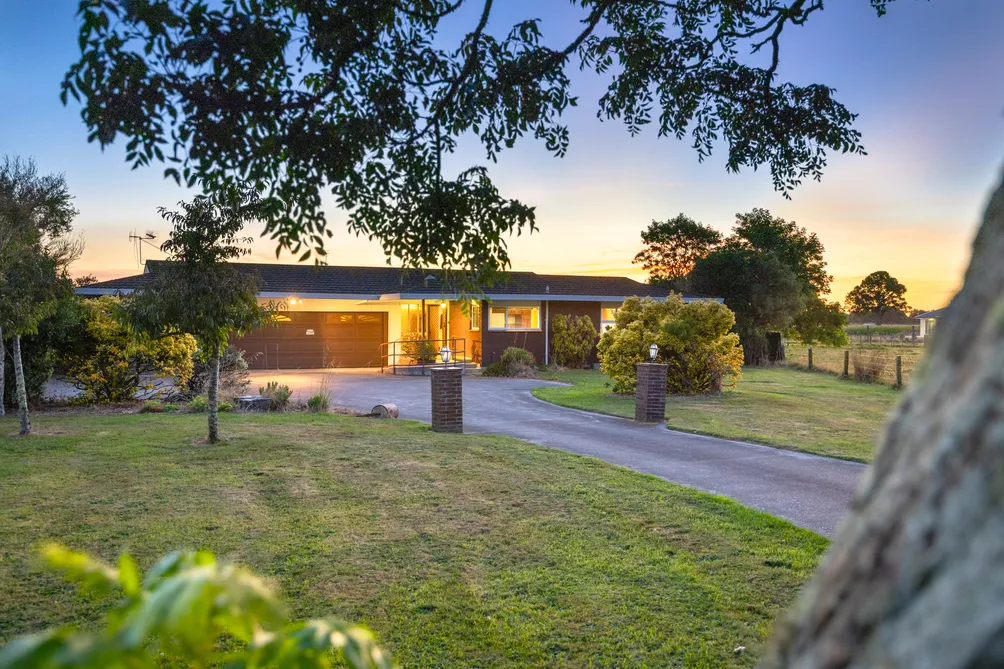 Traditional Home – Minutes from Palmerston North
