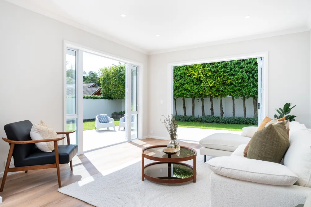 As New, Easy-Care, Top Location