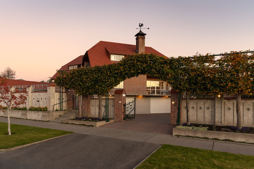 Where Lifestyle Takes Centre Stage.