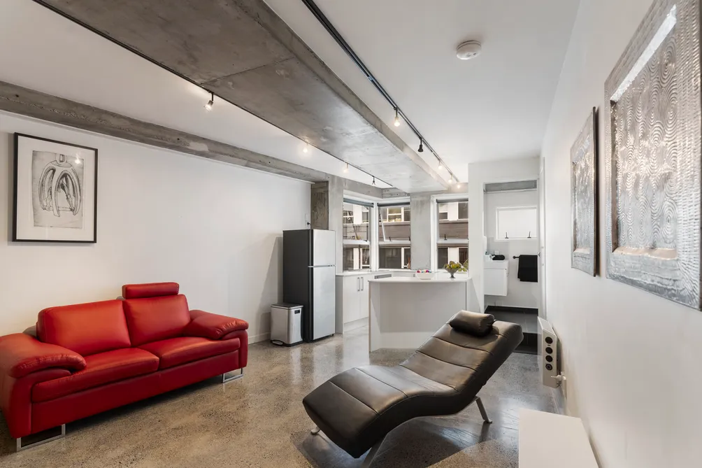 Pared Back Parnell Pied A Terre