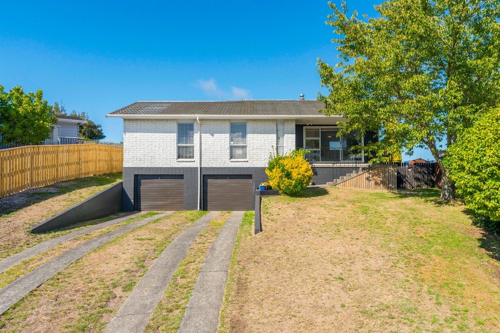 Light, Bright and Ready To Move In!