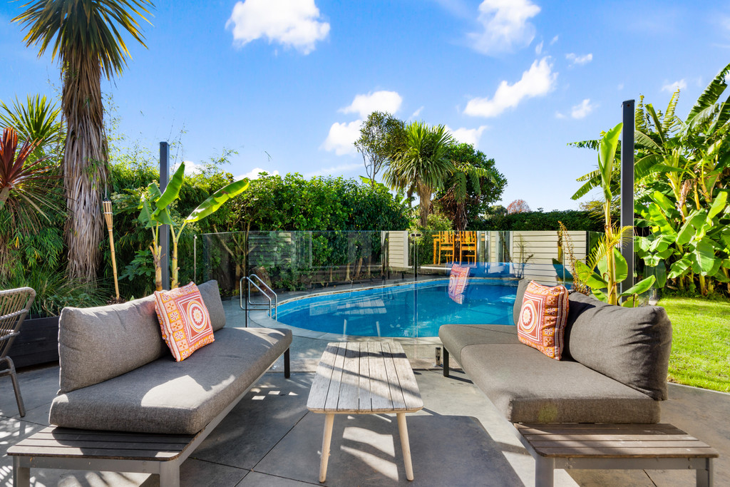 Prized Location, Private Family Oasis