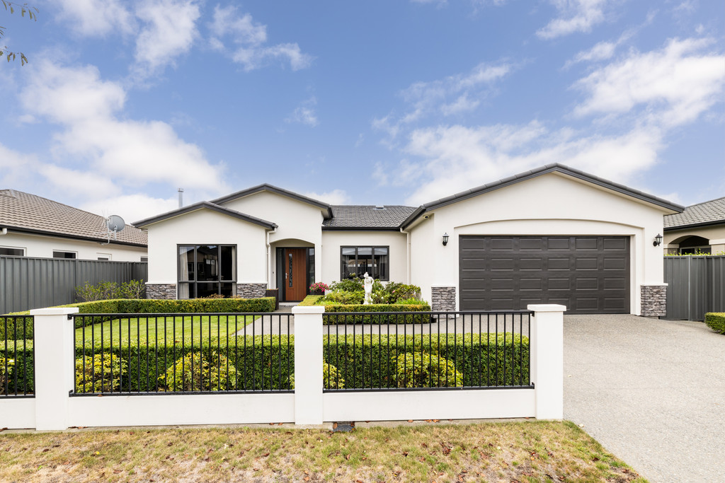Immaculate Home, Effortless Living Awaits