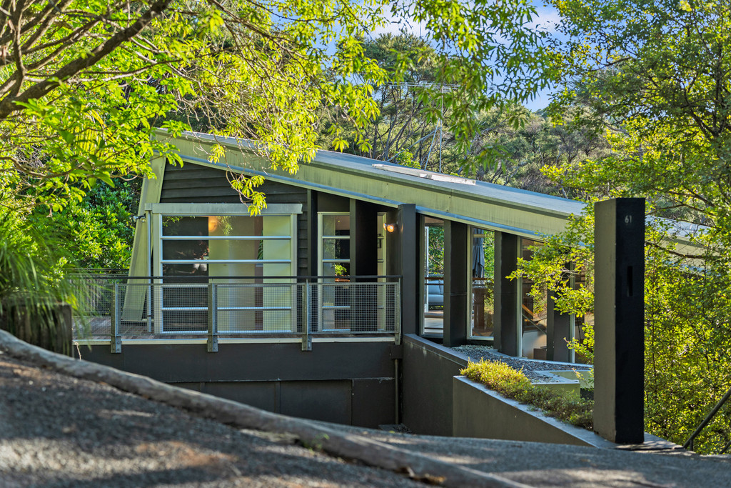 Modernism With Untethered Northern Views