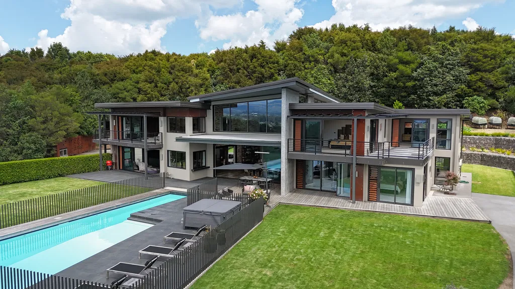 Architectural Luxury with Panoramic Views