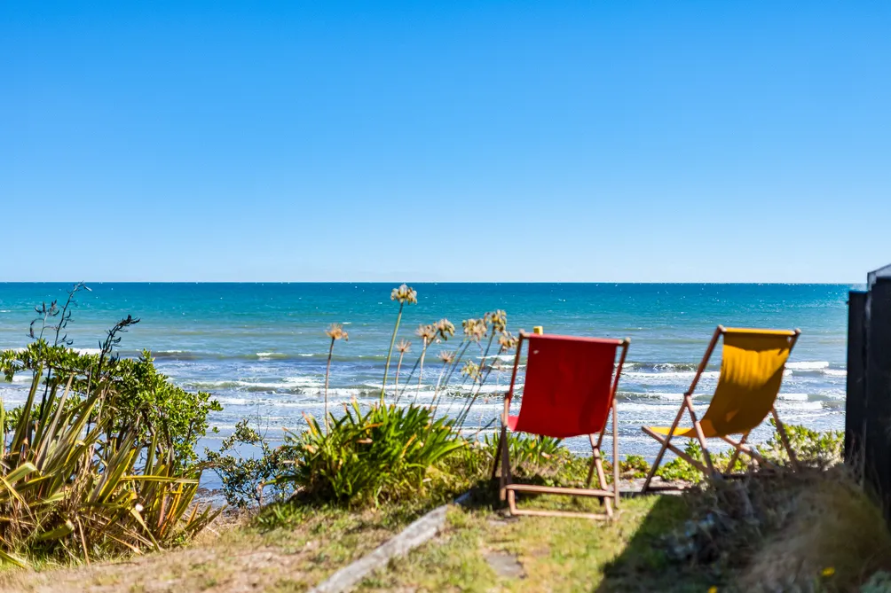 The Beach House, Ocean Views and Beach Access