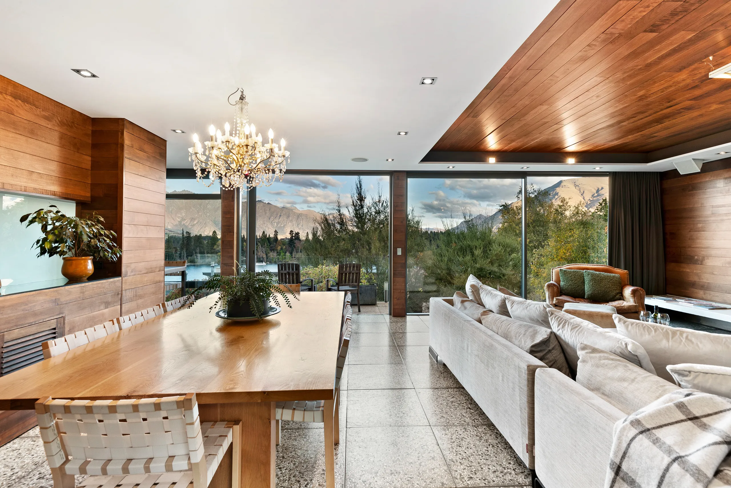 42A Man Street, Queenstown, Queenstown