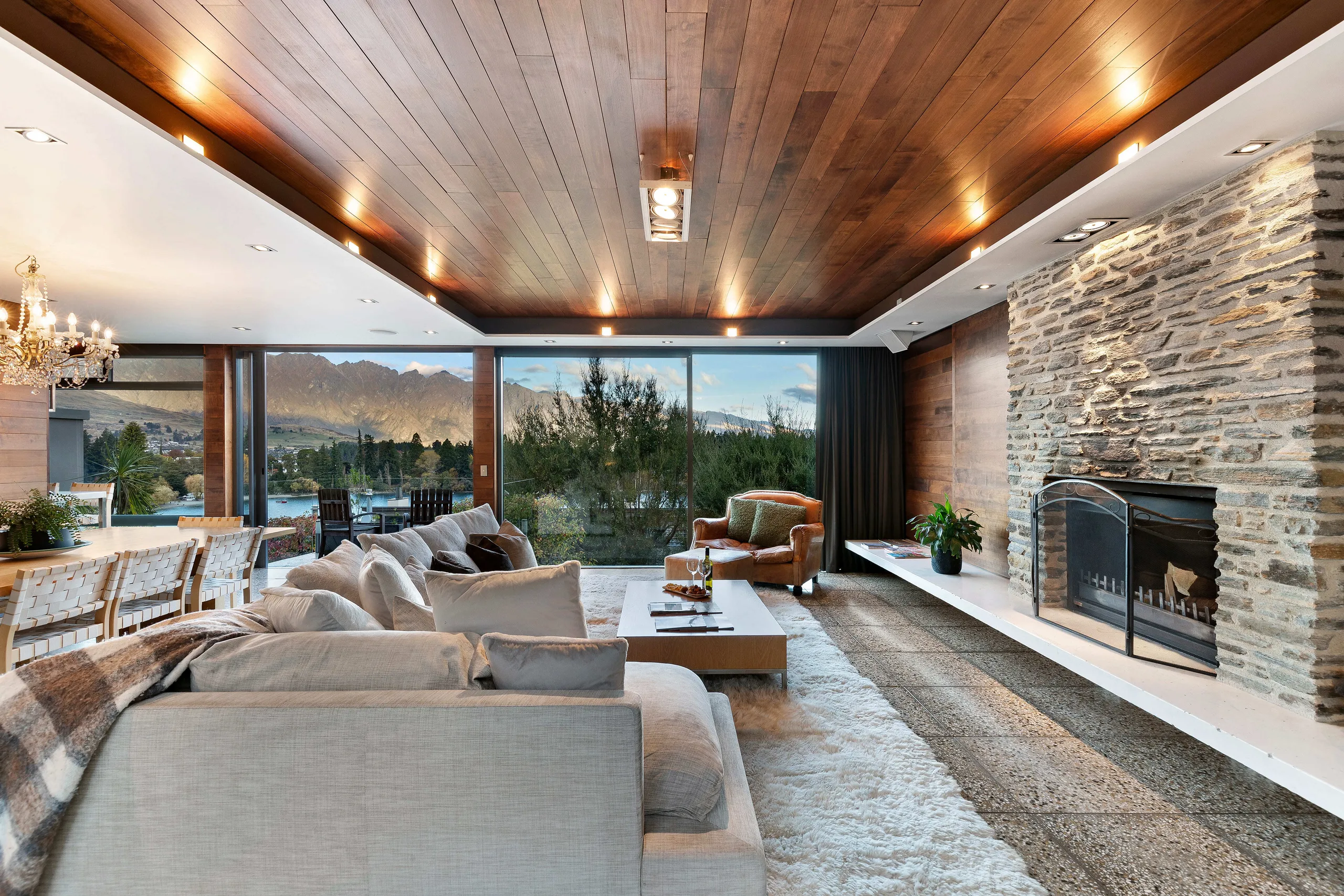 42A Man Street, Queenstown, Queenstown