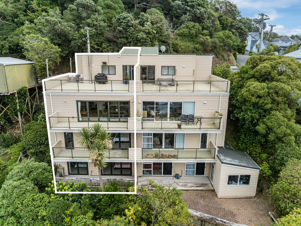 Effortless Coastal Living in Seatoun