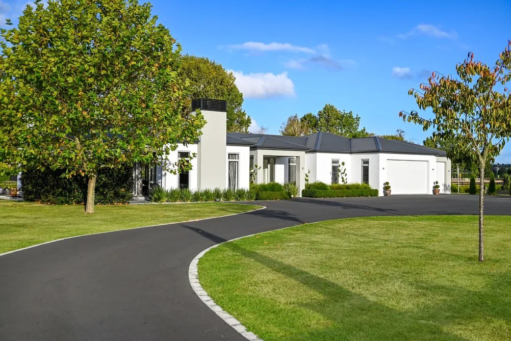 Impressive Home - Amazing Value!