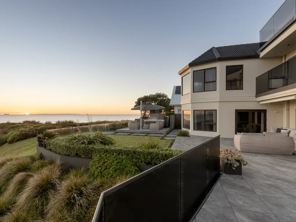 030 - 171 Oceanbeach Rd Web