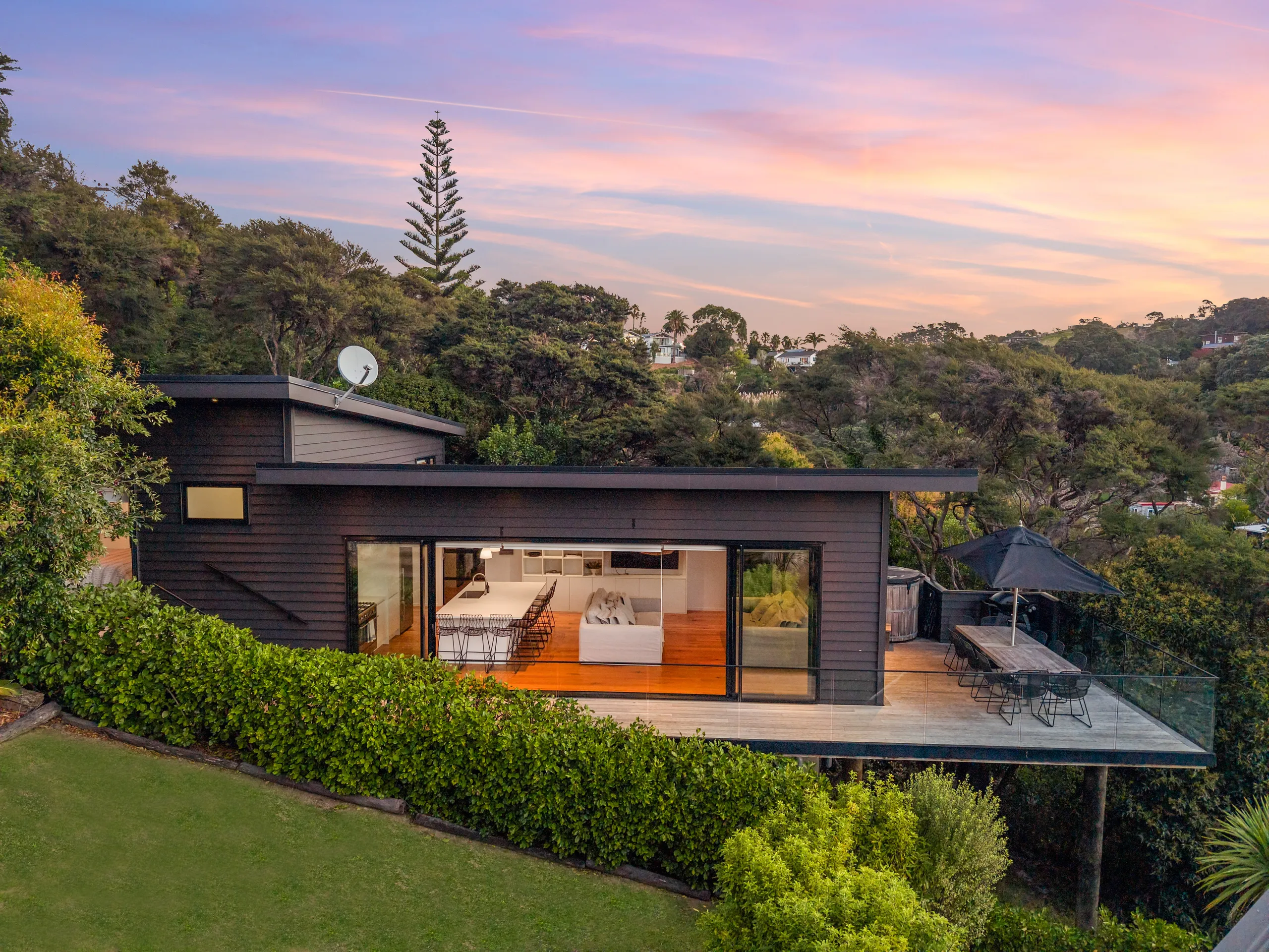 57 Hill Road, Palm Beach, Waiheke Island