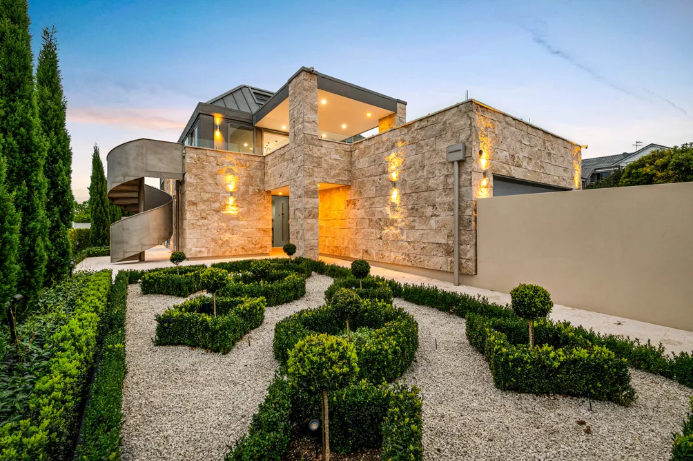 Mediterranean Elegance by the Sea
