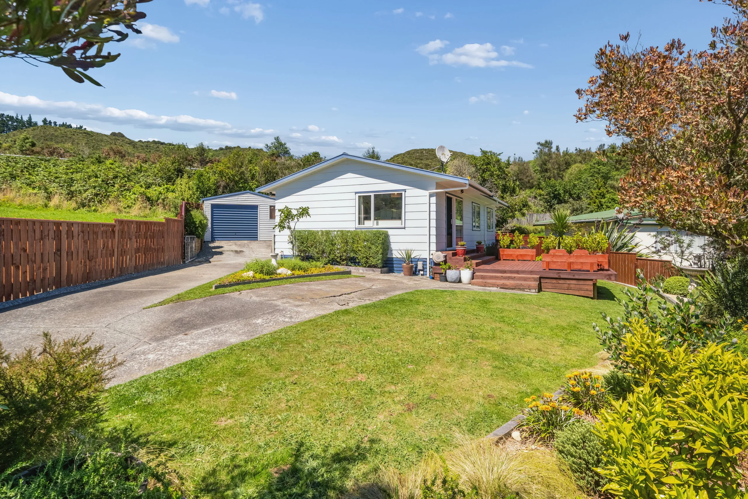 21 Oaklands Grove, Clouston Park, Upper Hutt City