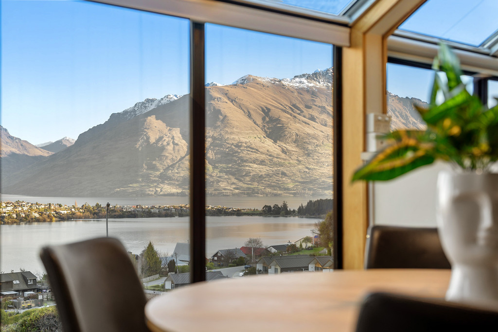 AUCTION- Million Dollar Views, Unlimited Potential