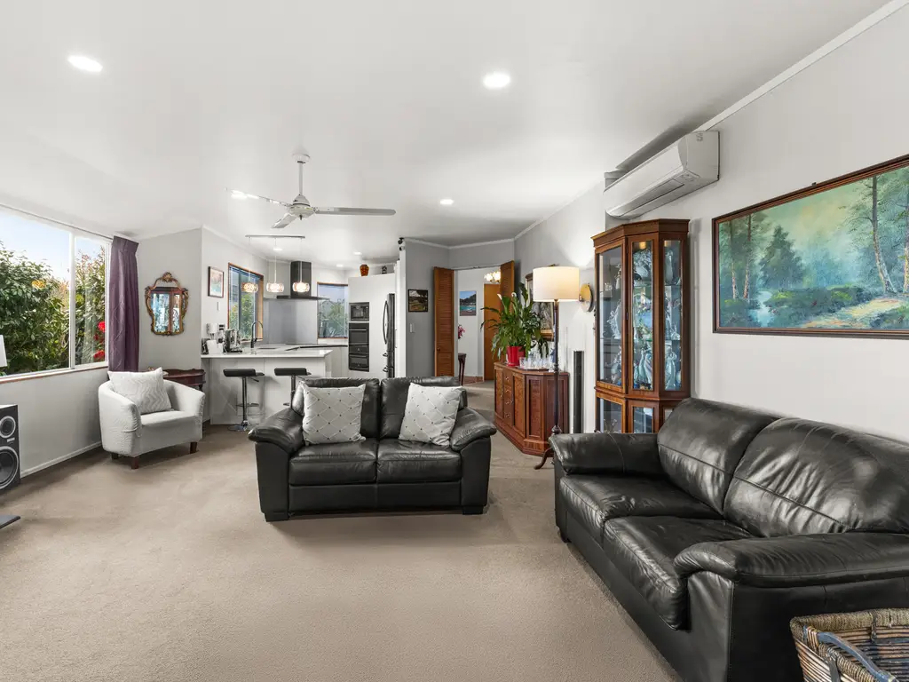 HBHN12197 (24) -Reshoot-1-21