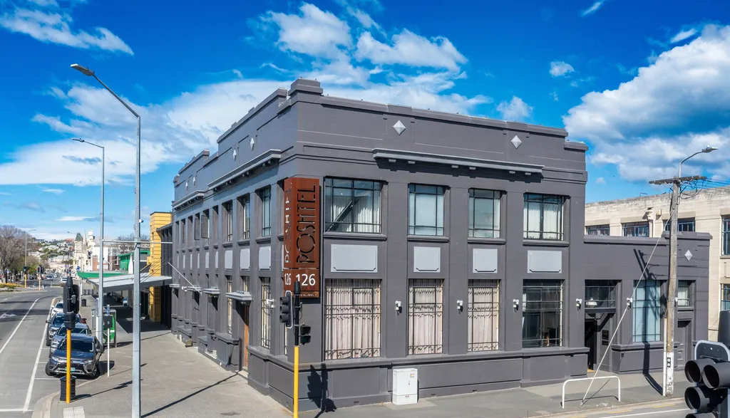 Profitable Hotel Business & Freehold Investment