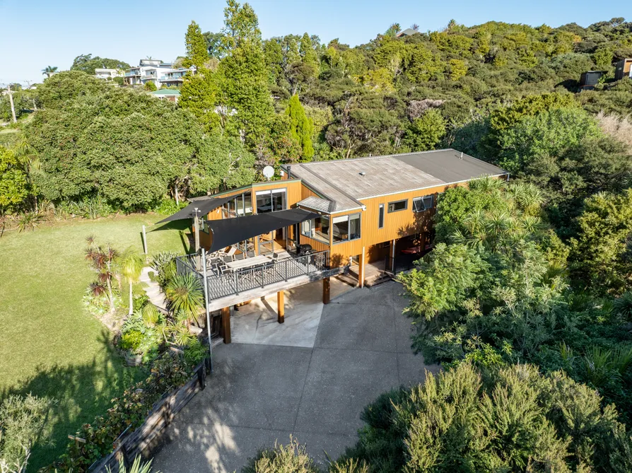 Oasis In Heart of Waipu Cove