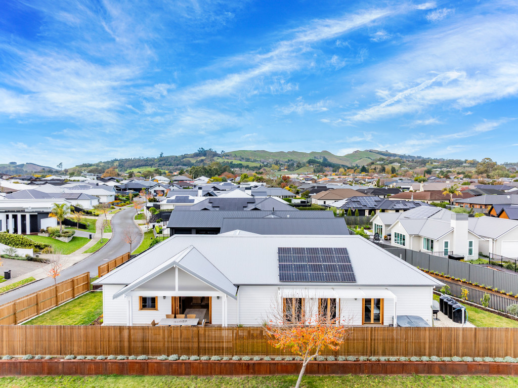 Stylish, Sustainable, Efficient Passive House