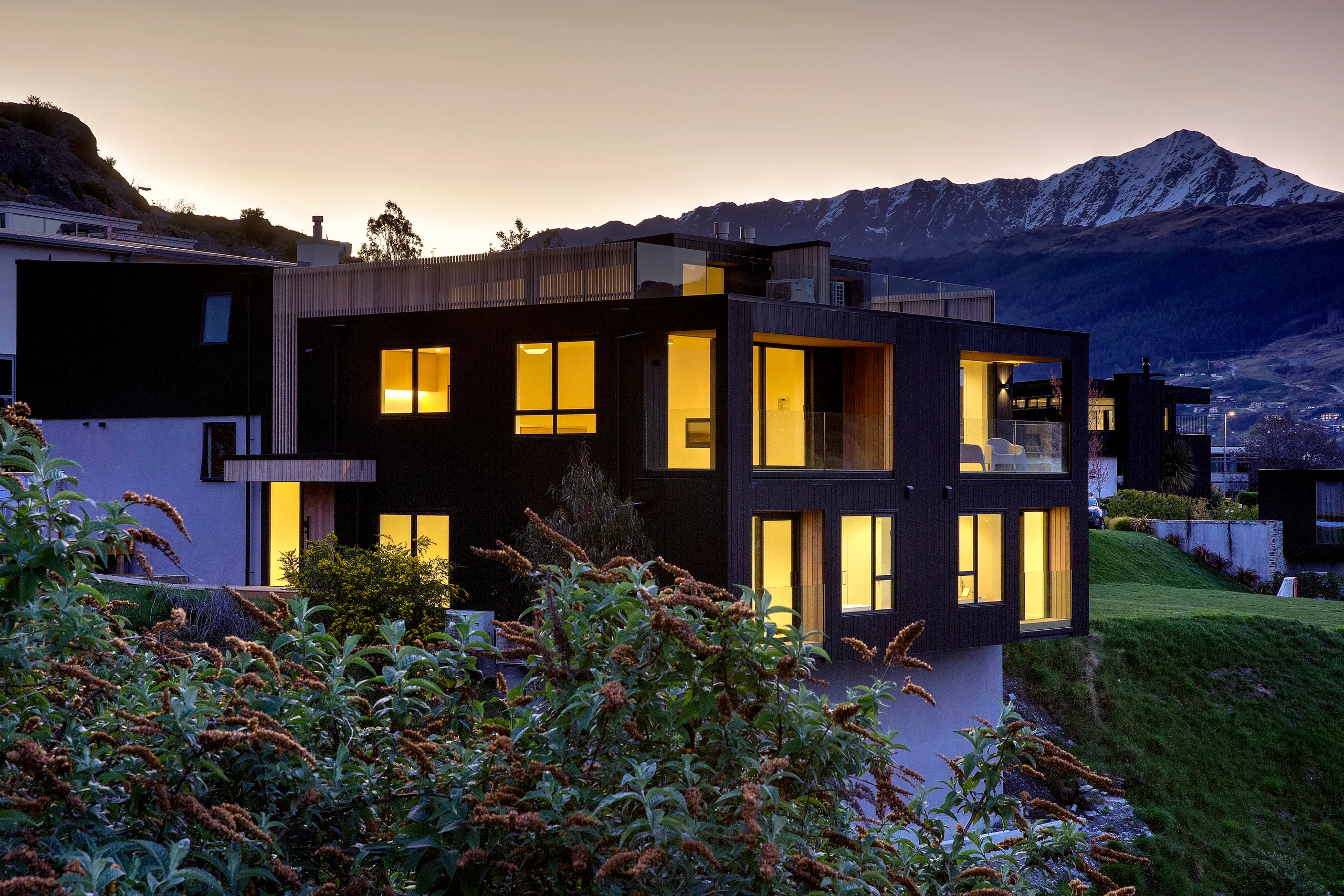 11B William Rees Place, Kelvin Heights, Queenstown
