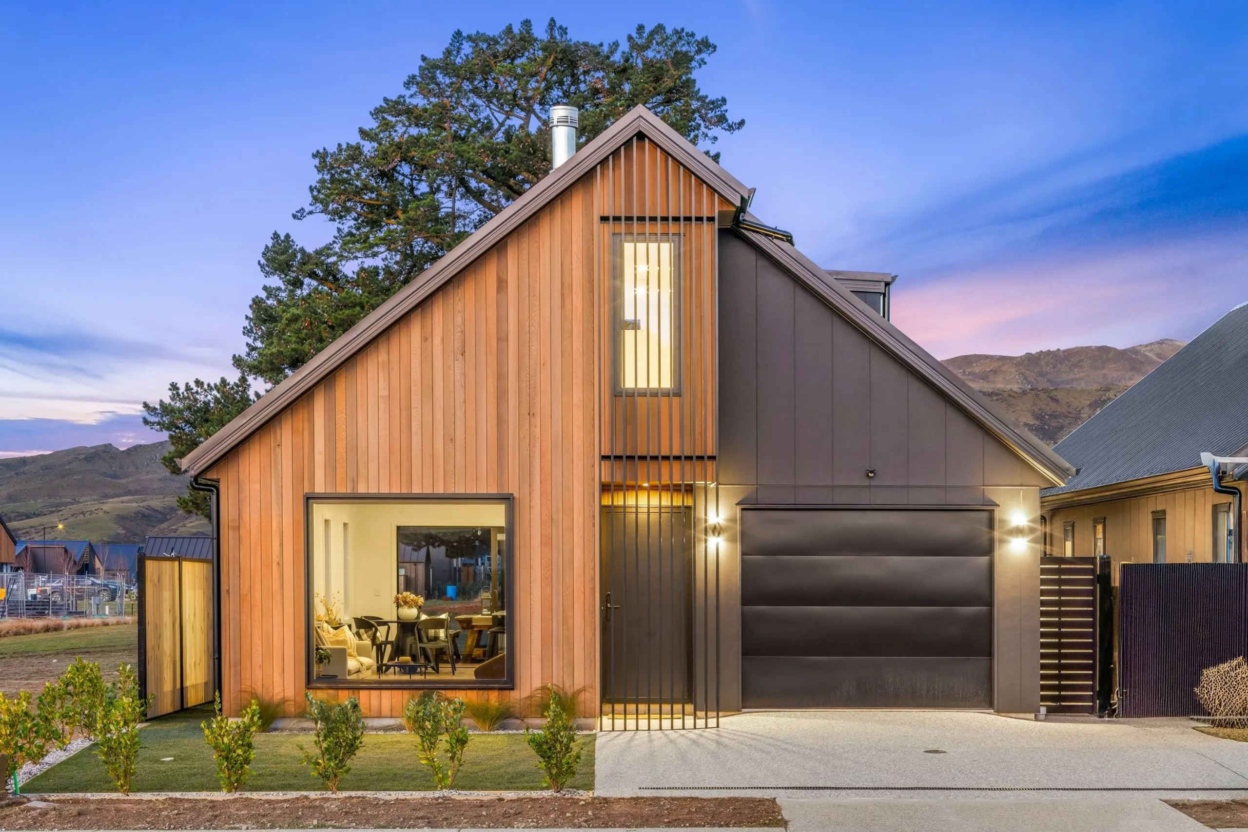 111, 113 Wooing Tree Avenue, Cromwell, Central Otago