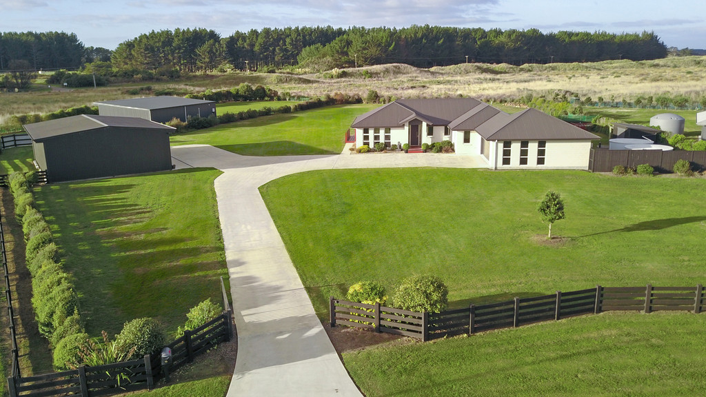 Coastal Grandeur – A Lifestyle Estate at Foxton Beach
