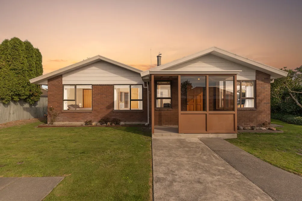 Auction Date Changed - Now Friday 23 May