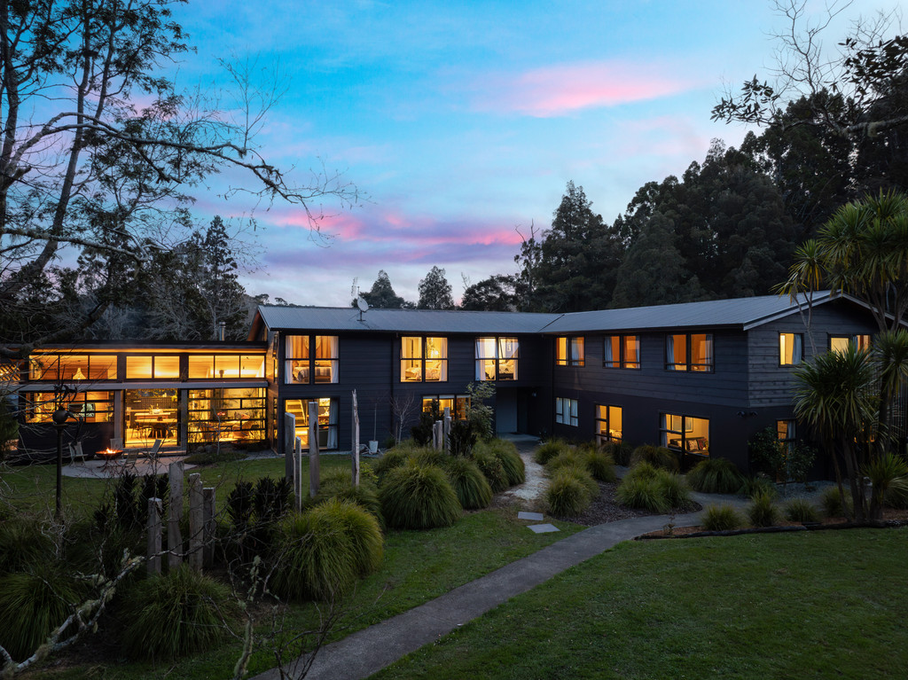 A Rare Multi-Generational Lifestyle and Investment
