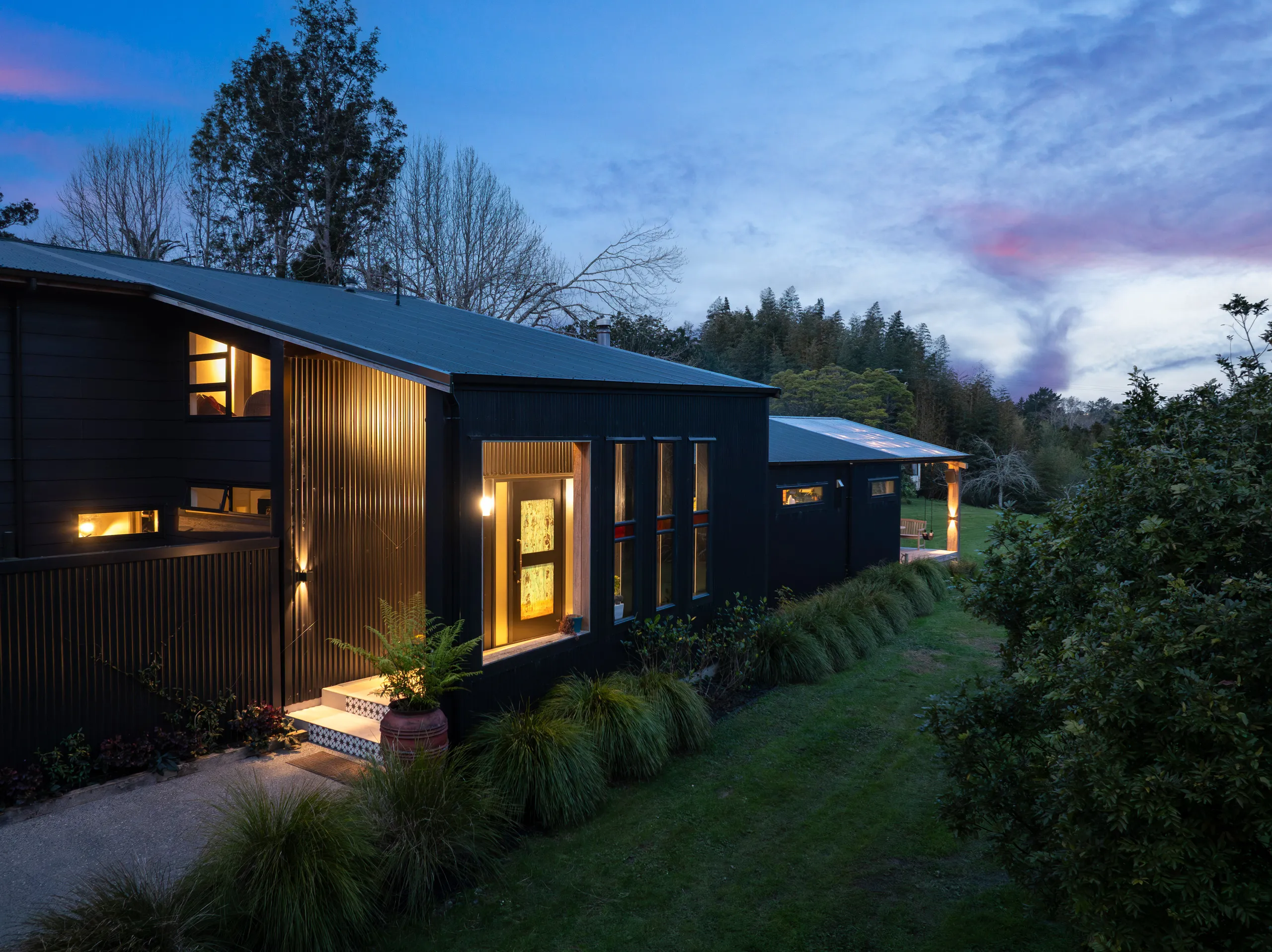 581 West Coast Road, Oratia, Waitakere City