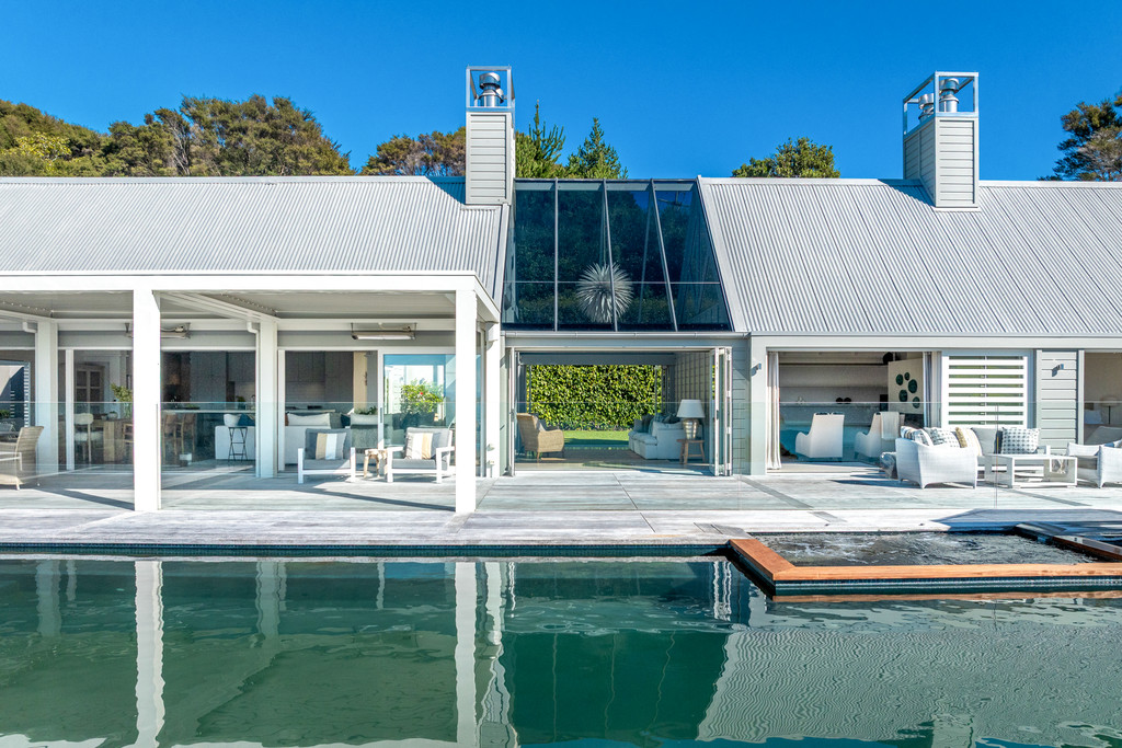 Omaru Bay Lodge – Coastal Luxury Defined