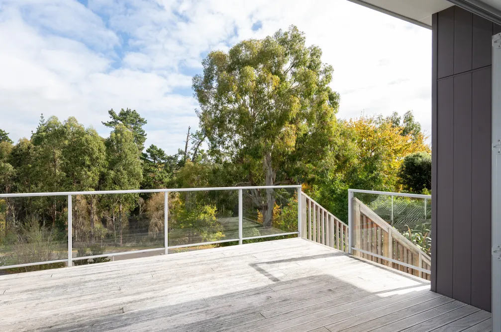 Easy-Care Living with Elevated Outlook