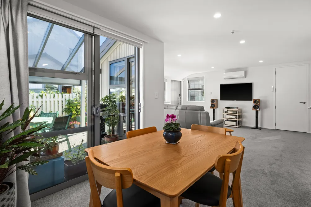 Ahuriri Charm Meets Modern Coastal Living