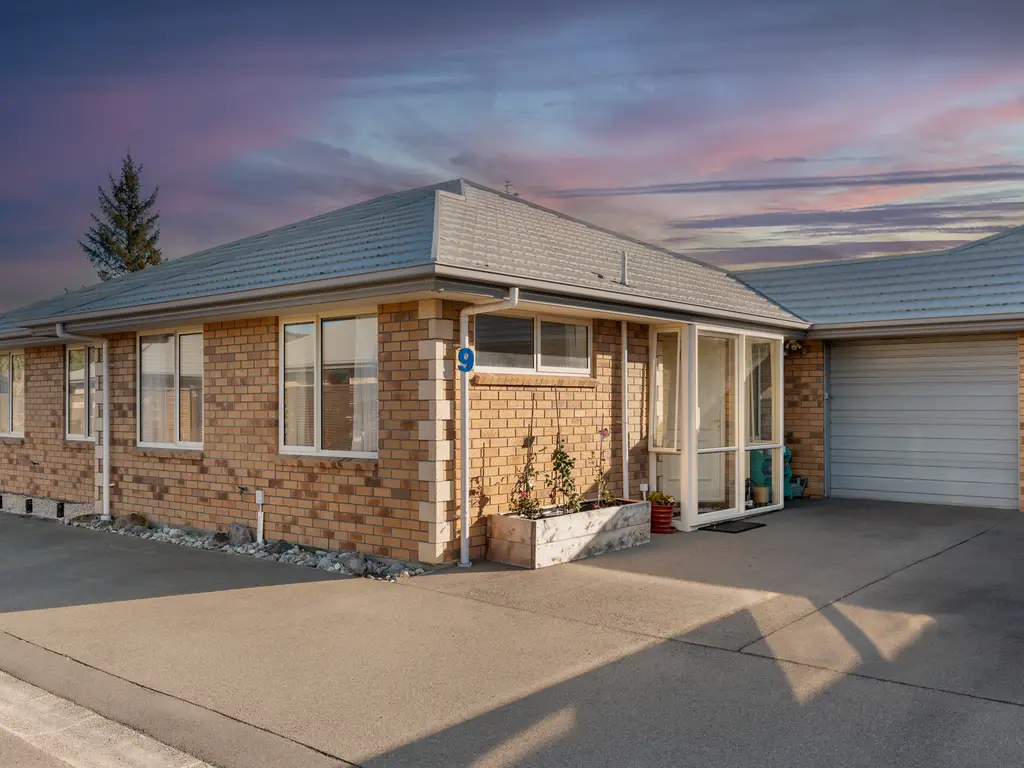9-466FerryRoad1 TWILIGHT