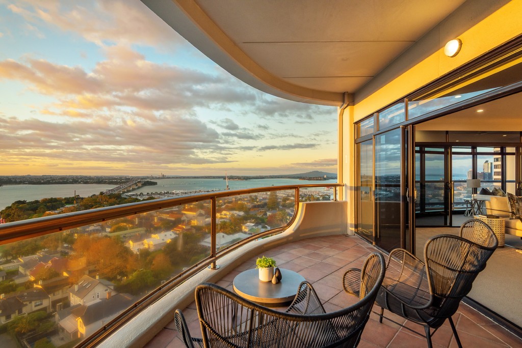 Level 10 - Whole Floor