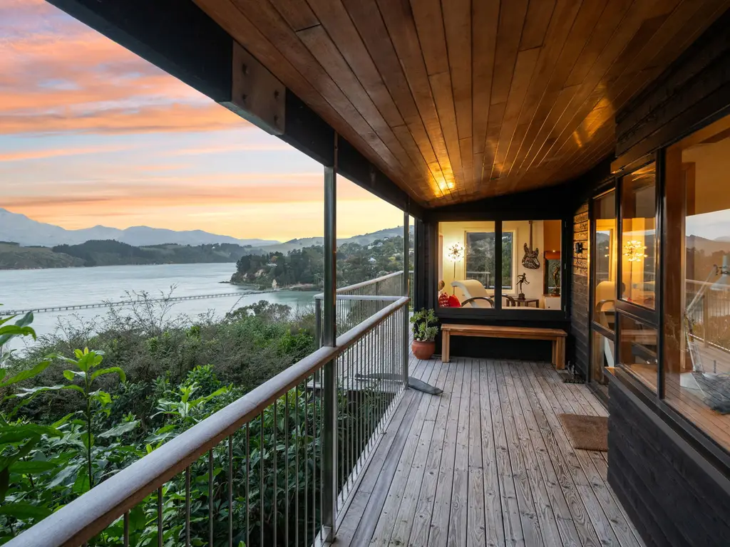 49-web-or-mls-890-governors-bay-rd