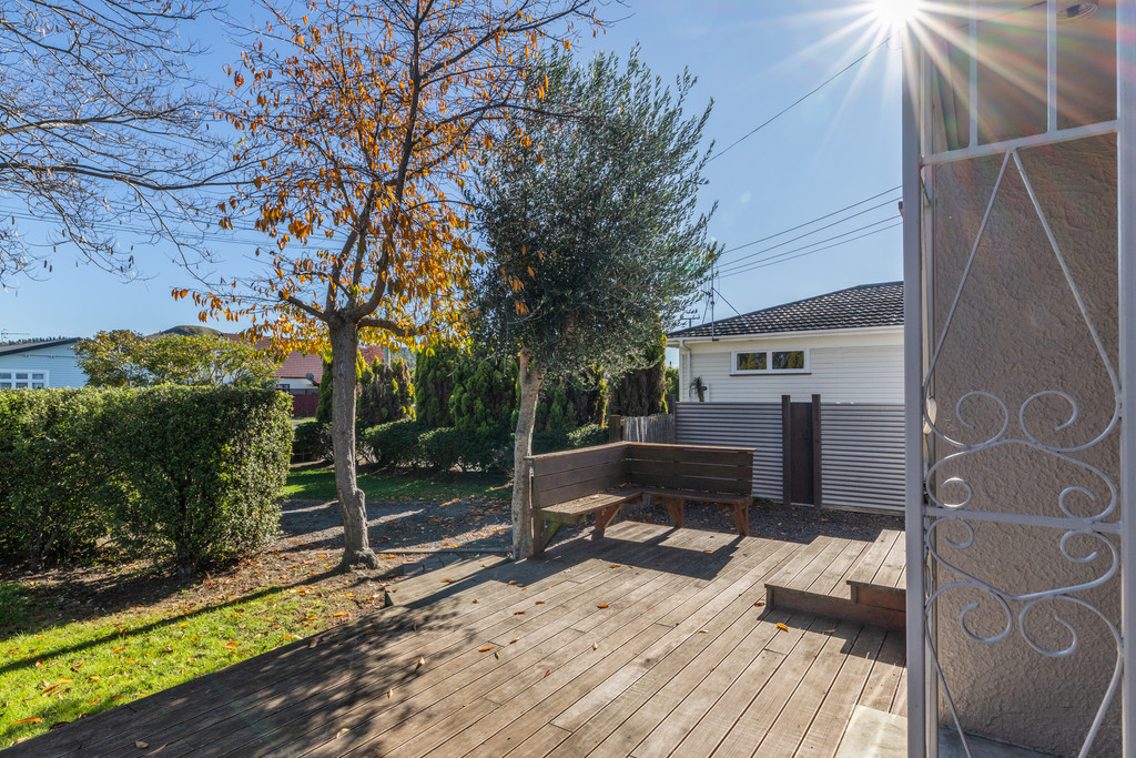 Charming Art Deco Gem in the Heart of Taradale