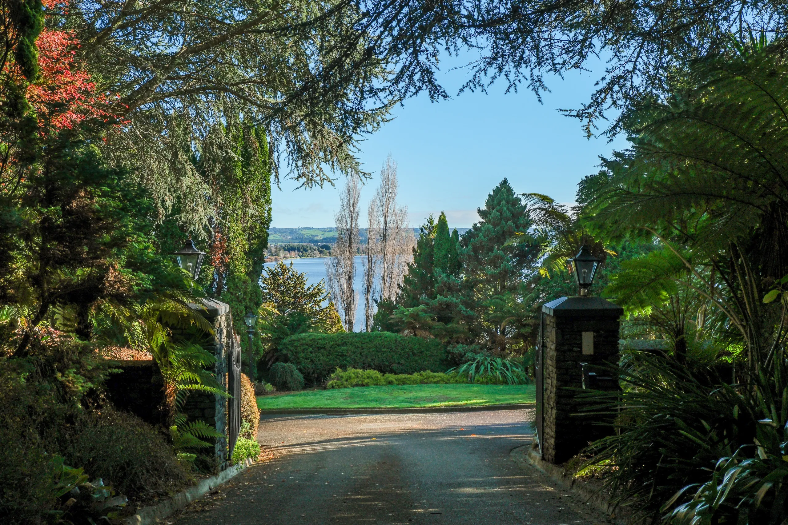 20 Tupara Crescent, Kawaha Point, Rotorua