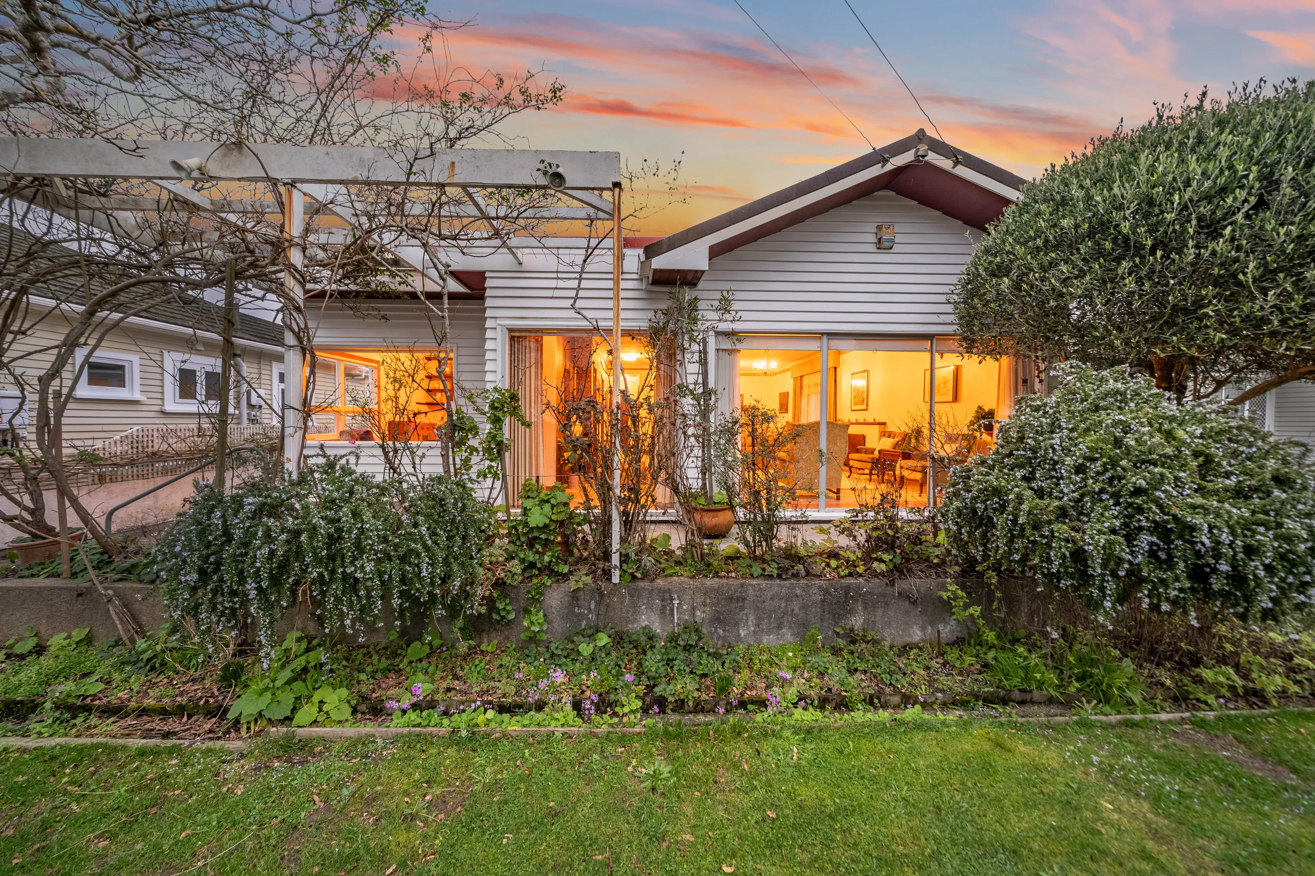 35 Ropata Crescent, Boulcott, Lower Hutt City